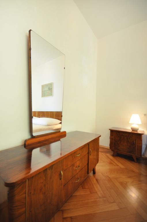 Downtown Apartment Durdica Split Buitenkant foto